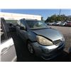 Image 2 : TOYOTA SIENNA 2004 SALV T/DONATION