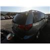 Image 4 : TOYOTA SIENNA 2004 SALV T/DONATION