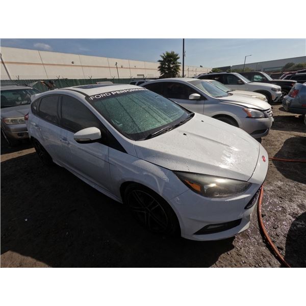 FORD FOCUS 2016 T-DONATION