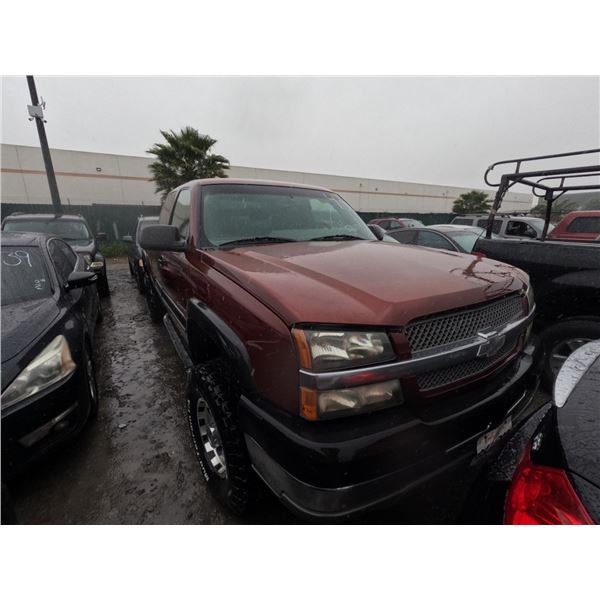 CHEV SILVERADO 2003 T-DONATION