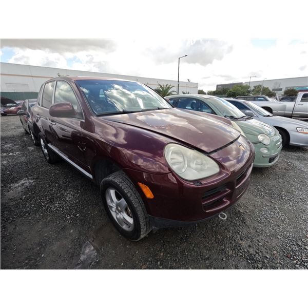 PORSCHE CAYENNE 2004 ADT