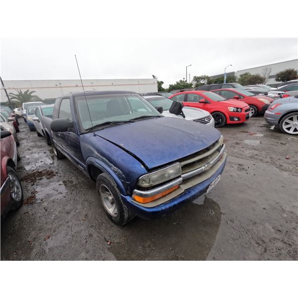 CHEV S10  2001 SALV/T