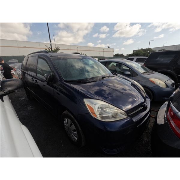 TOYOTA SIENNA 2005 T-DONATION
