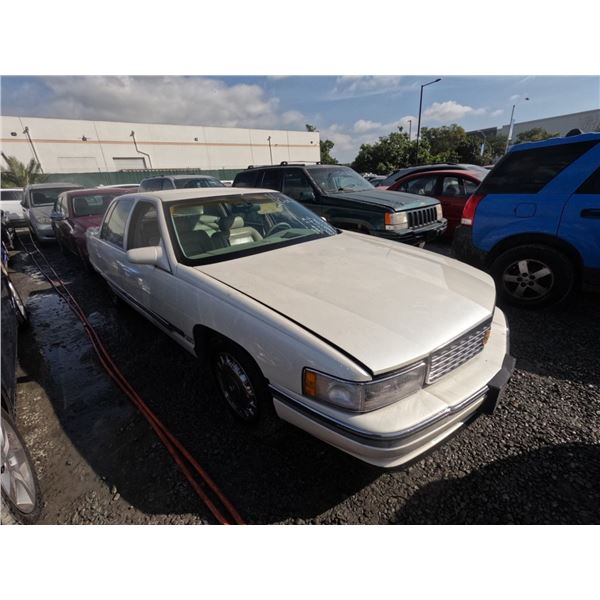 CADILLAC DEVILLE 1996 ADT-SALV/DON