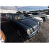 Image 1 : MERZ E CLASS 2002 T-DONATION
