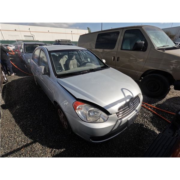 HYUNDAI ACCENT 2010 T-DONATION
