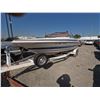 Image 2 : LARSON BOAT 2001 T-DONATION