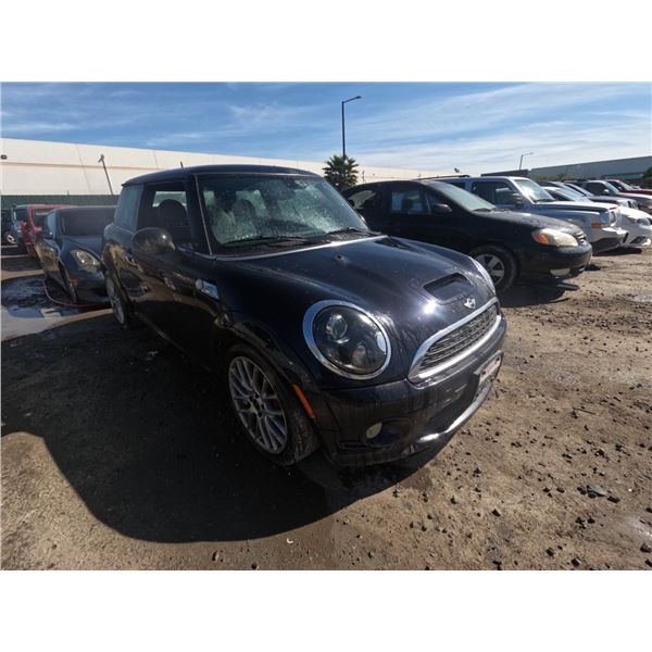 MINI HARDTOP 2009 T-DONATION
