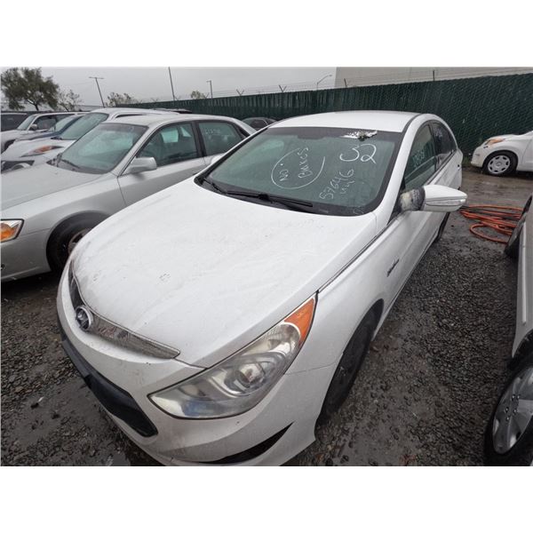 HYUNDAI SONATA 2012 SALV-T-TMU