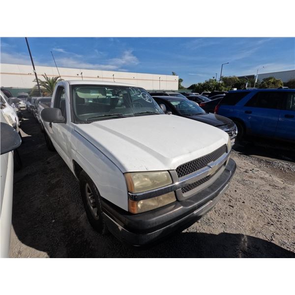 CHEV SILVERADO 2004 T-DONATION
