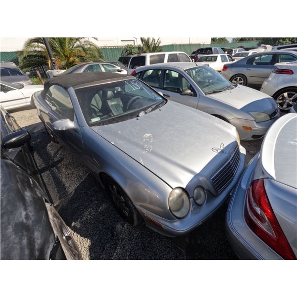 MERZ CLK CLASS 2001 T-DONATION