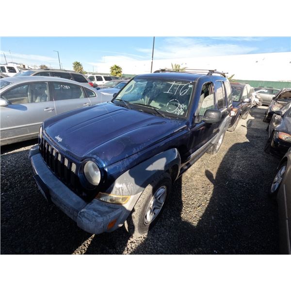 JEEP LIBERTY 2005 T