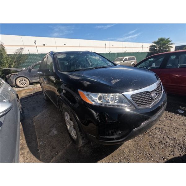 KIA SORENTO 2011 O/S T-DONATION