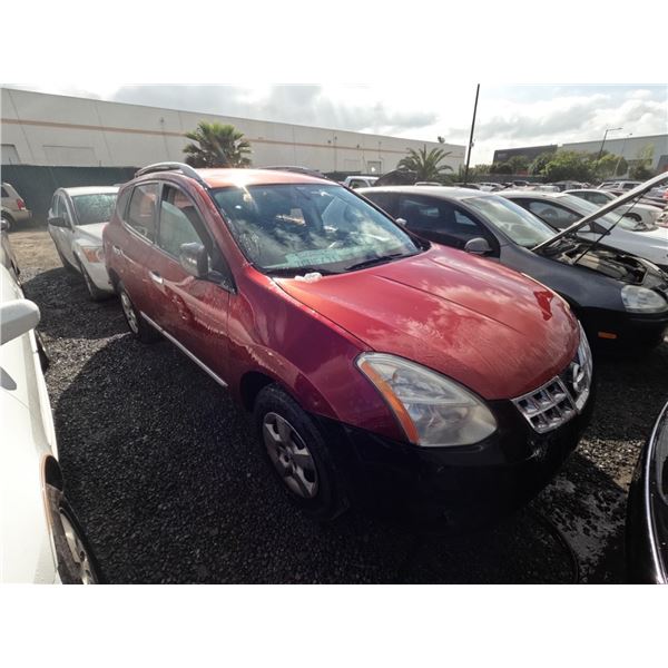 NISSAN ROGUE 2013 SALV/T