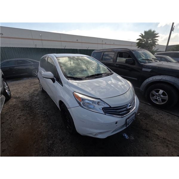 NISSAN VERSA NOTE 2016 SALV/T