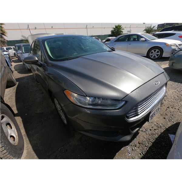 FORD FUSION 2013 SALV T/DONATION