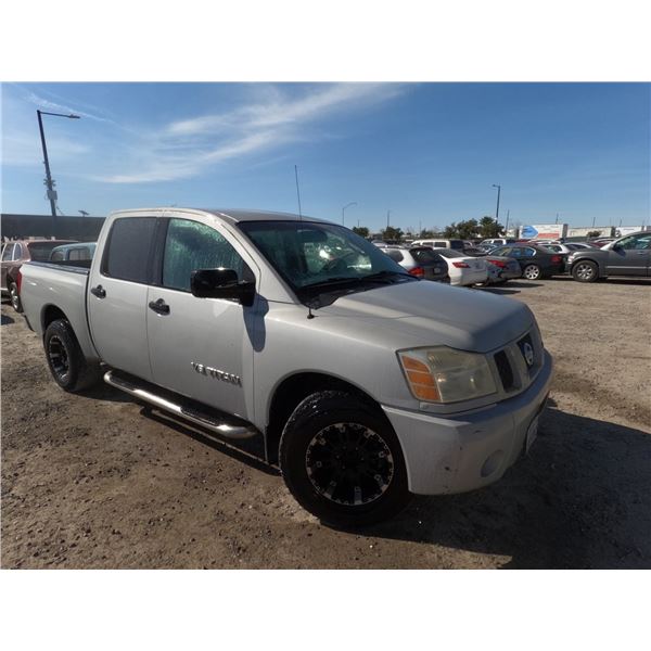 NISSAN TITAN 2007 T