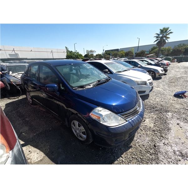 NISSAN VERSA 2011 ADT-DONATION