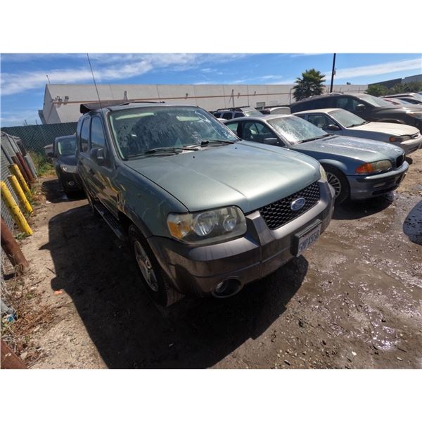 FORD ESCAPE 2005 T-DONATION