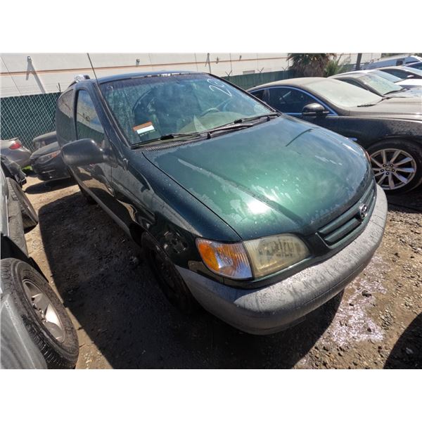 TOYOTA SIENNA 2003 T-DONATION