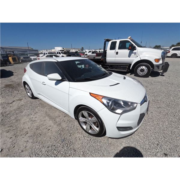 HYUNDAI VELOSTER 2015 T