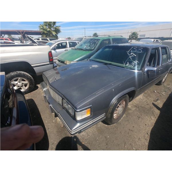 CADILLAC DEVILLE 1987 ADT-DONATION