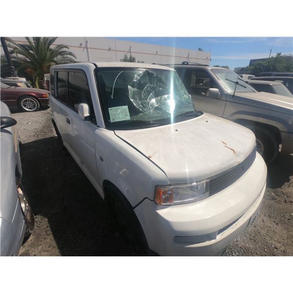 TOYOTA SCION XB 2006 SALV T/DONATION