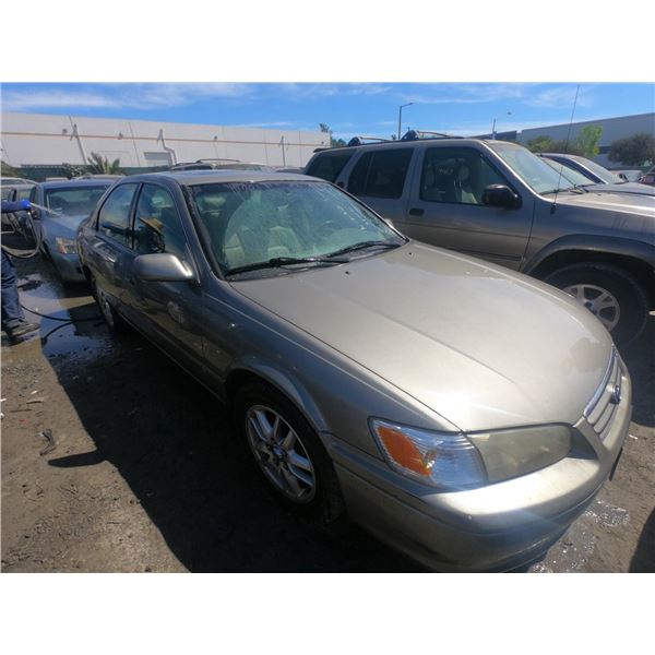 TOYOTA CAMRY 2000 T-DONATION