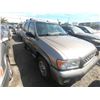 Image 2 : NISSAN PATHFINDER 2001 T-DONATION