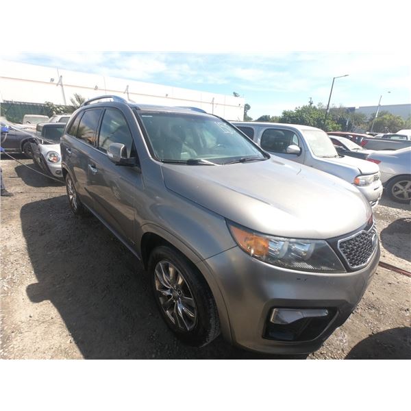 KIA SORENTO 2012 T-DONATION