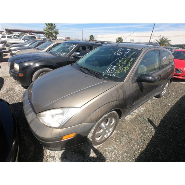 FORD FOCUS 2000 T-DONATION