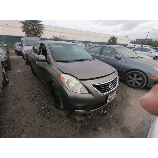 NISSAN VERSA 2013 ADT
