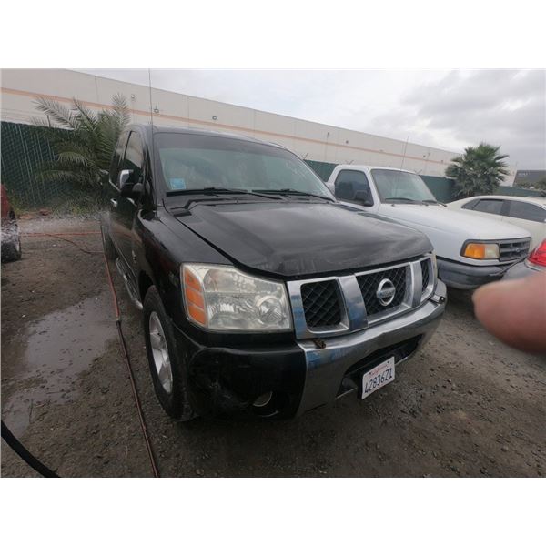 NISSAN TITAN 2004 ADT/EXP-ONLY