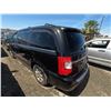 Image 4 : CHRYSLER TOWN AND COUNTRY 2011 T-DONATION