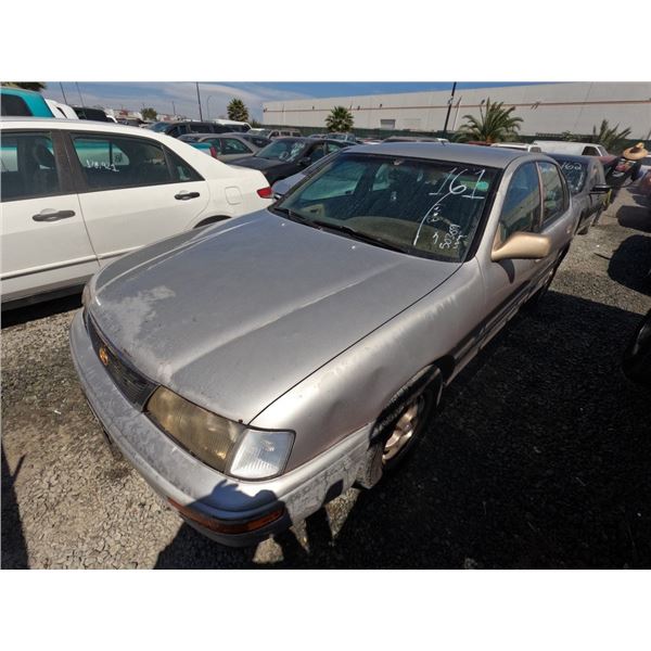 TOYOTA AVALON 1997 T-DONATION
