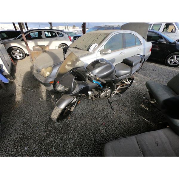 SUZUKI SV650S 2008 T-DONATION