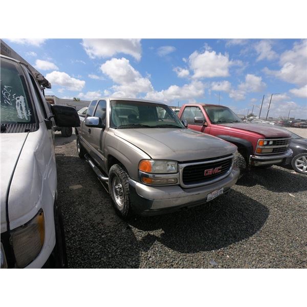 GMC SIERRA 2000 T