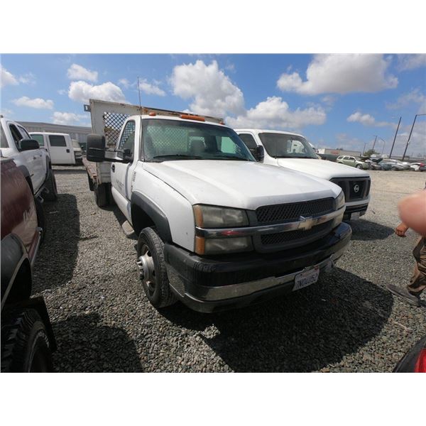 CHEVY SILVERADO 2004 T-DONATION