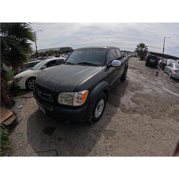 TOYOTA TUNDRA 2005 T
