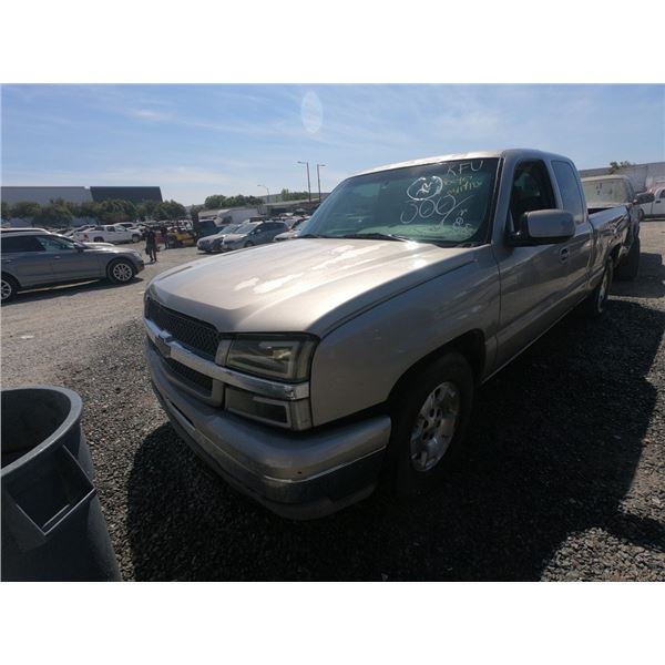 CHEVY SILVERADO 2003 T