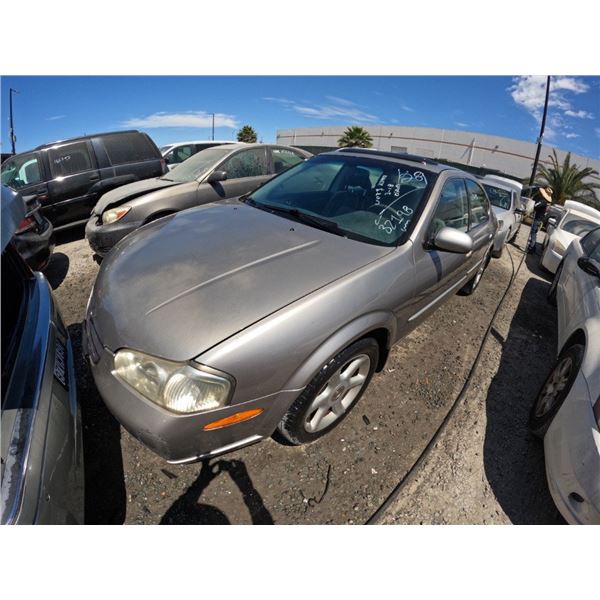 NISSAN MAXIMA 2001 T-DONATION