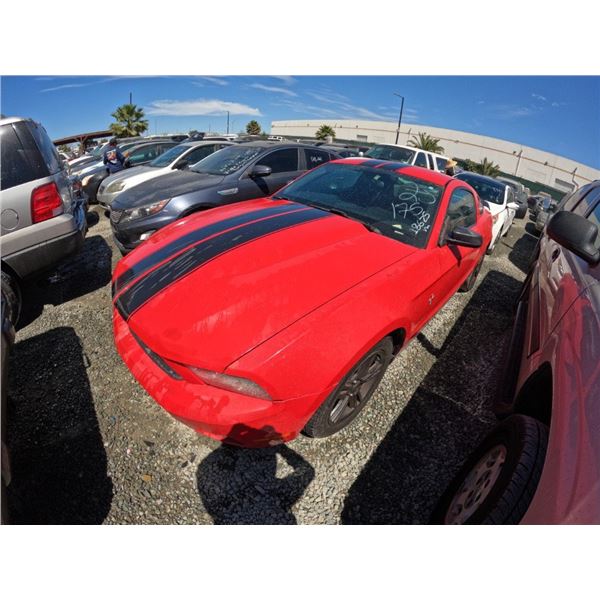 FORD MUSTANG 2010 O/S-TITLE