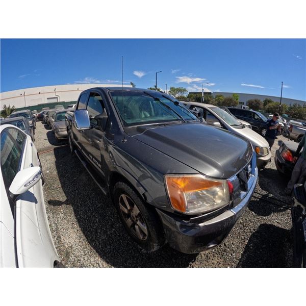 NISSAN TITAN 2011 T-DONATION
