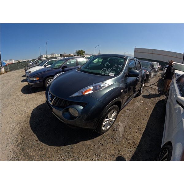 NISSAN JUKE 2013 O/S-TITLE