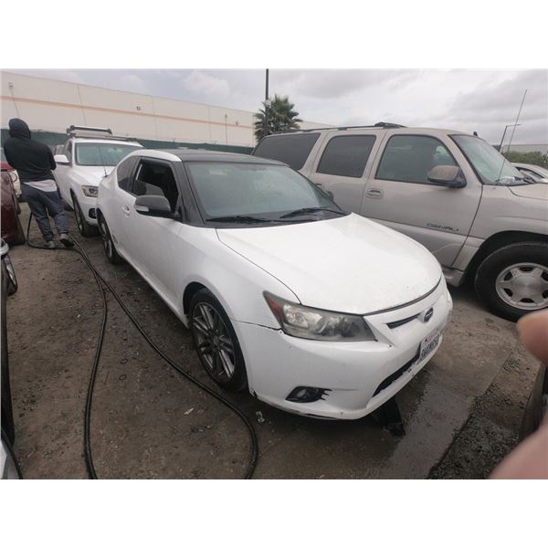 TOYOTA SCION TC 2013 ADT-SALV