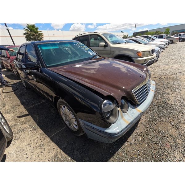 MERZ E CLASS 2000 O/S T-DONATION