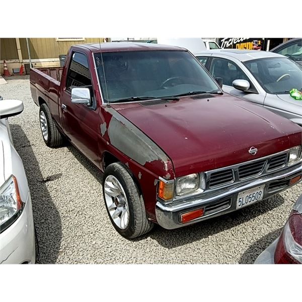 NISSAN PICKUP 1996 ADT