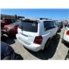 Image 4 : TOYOTA HIGHLANDER 2004 SALV T/DONATION