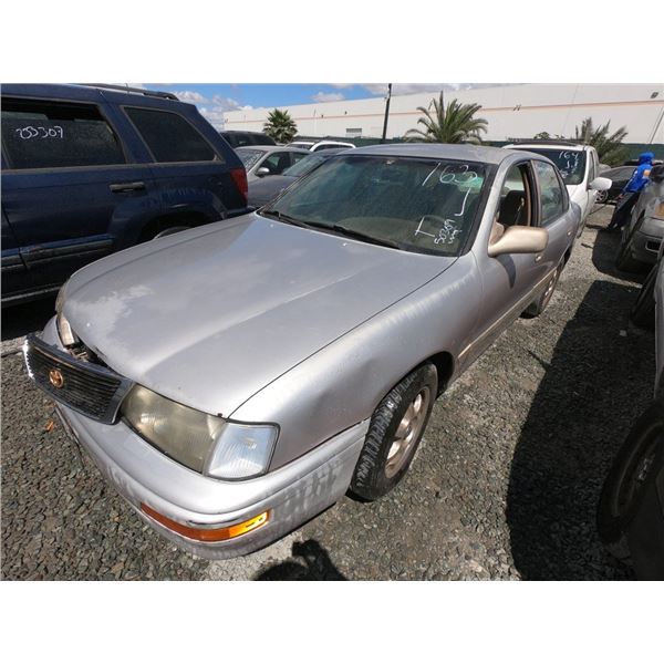TOYOTA AVALON 1997 T-DONATION