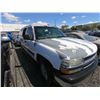 Image 2 : CHEV SUBURBAN 2002 ADT-DONATION